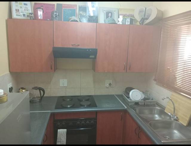 1 BEDROOM APARTMENT FOR SALE IN CLUBVIEW